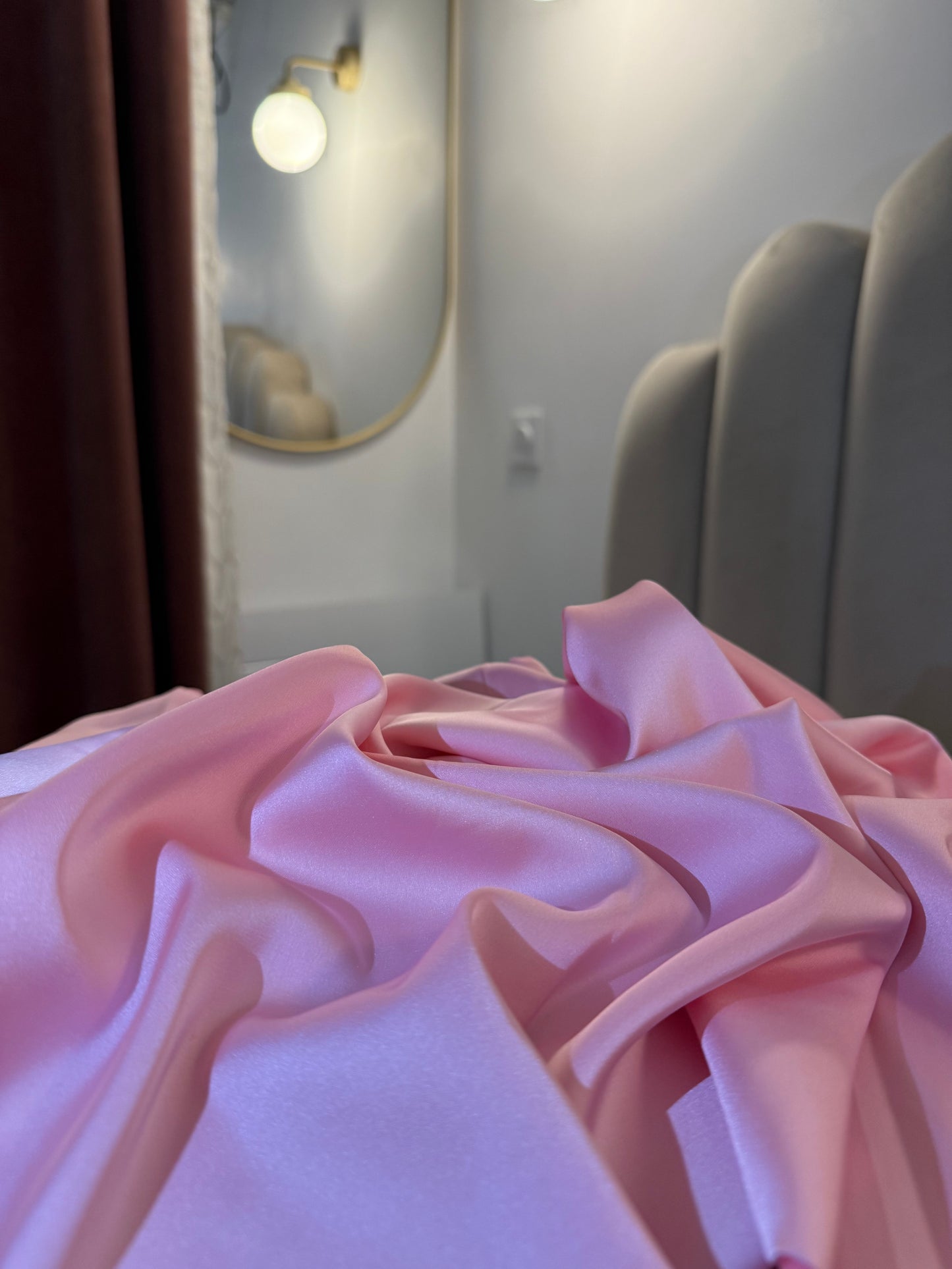 Taie d'oreiller en soie rose