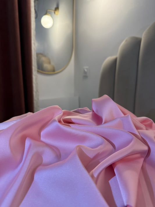 Taie d'oreiller en soie rose